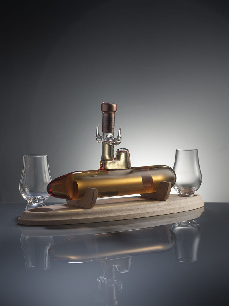 Submarine Whisky Decanter with two glasses